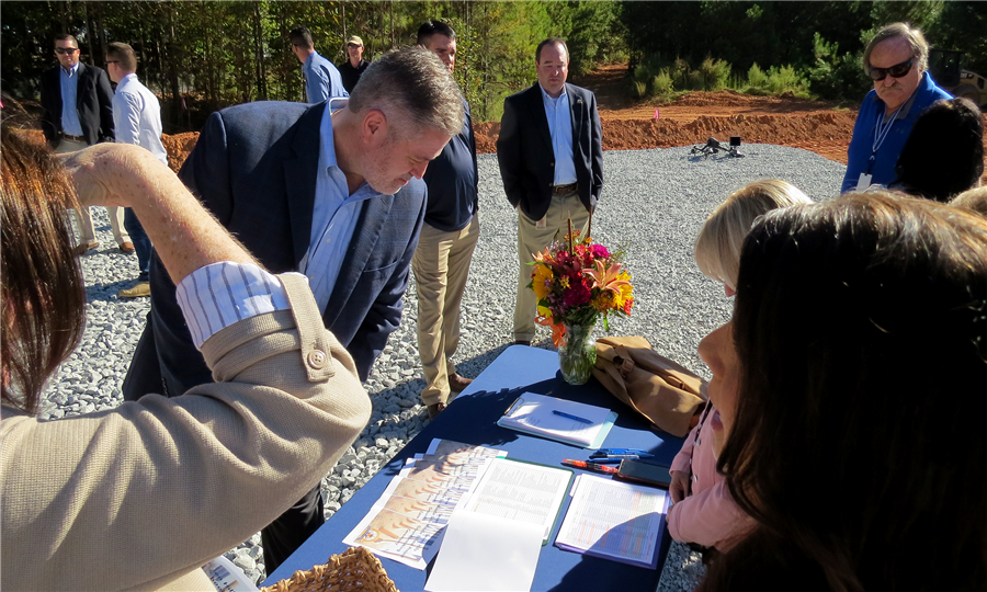 Steve Barnette at Table